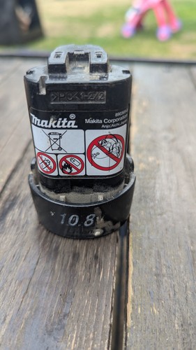 Makita cordless tool battery - makita,